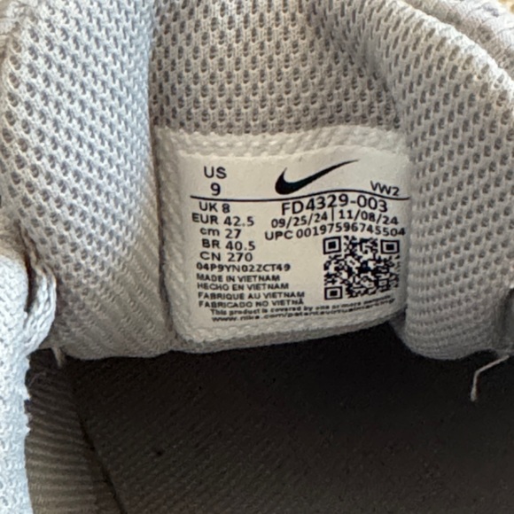 MEN'S NIKE AIR MAX NUAXIS RUNNING SHOES - Picture 8 of 8